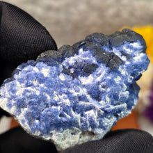 Load image into Gallery viewer, Blue Fluorite on Quartz Specimen (Inner Mongolia) – 内蒙古蓝萤石共生石英矿物标本