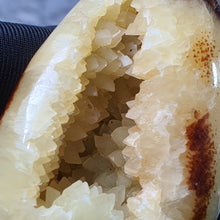 Load image into Gallery viewer, Septarian Geode – Grounding & Expression Stone