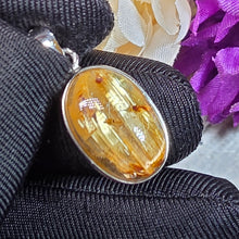 Load image into Gallery viewer, Golden Rutilated Quartz Pendant – 金钛晶吊坠