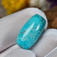 Load image into Gallery viewer, Turquoise Barrel Shaped Bead (Hubei) – 湖北绿松石桶珠路路通
