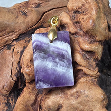 Load image into Gallery viewer, Chevron Amethyst Pendant – 梦幻紫水晶吊坠