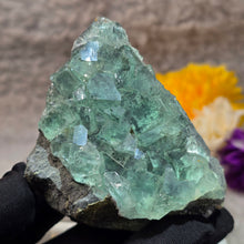 Load image into Gallery viewer, Green Fluorite Specimen (Xianghualing Mine, Hunan, China) – 湖南香花岭矿天然绿色萤石矿物标本