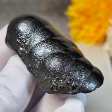 Load image into Gallery viewer, Botryoidal Hematite Specimen Display (Morocco) – 摩洛哥葡萄状赤铁矿标本摆件