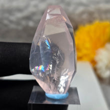 Load image into Gallery viewer, Polished Rose Quartz Azeztulite Display – 抛光粉晶阿赛斯特莱特摆件