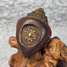 Load image into Gallery viewer, Tibetan Niangla Chaca Pendant/Display – 娘拉檫檫