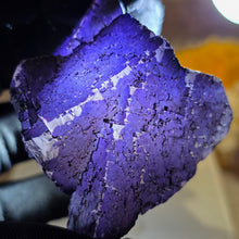 Load image into Gallery viewer, Purple Fluorite Specimen (Mexico) – 墨西哥天然紫色萤石矿物标本