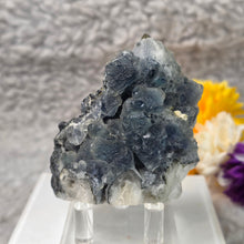 Load image into Gallery viewer, Blue-Green Fluorite with Sphalerite, Arsenopyrite & Quartz (Inner Mongolia) – 内蒙古天然蓝绿色萤石闪锌矿毒砂石英共生矿物标本