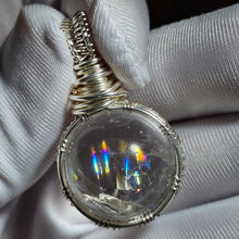 Load image into Gallery viewer, Clear Azeztulite Wire Wrapped Pendant – 白阿赛斯特莱绕线吊坠