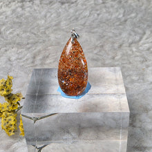 Load image into Gallery viewer, Strawberry Sunstone Pendant – 金草莓太阳石吊坠