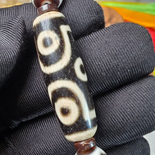 Load image into Gallery viewer, Tibetan 7 Eyed Dzi & Mandala Dzi Bracelet – 七眼天珠+坛城天珠手链