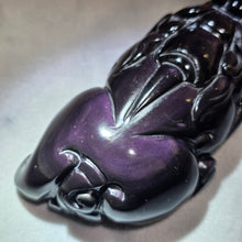 Load image into Gallery viewer, Rainbow Obsidian Pixiu Carving Display – 彩虹黑曜石貔貅摆件