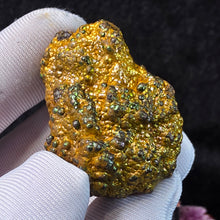 Load image into Gallery viewer, Golden Iridescent Goethite (Leklai) – 金力泥铁矿