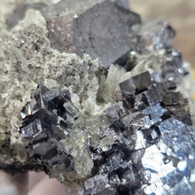 Load image into Gallery viewer, Galena on Quartz Mineral Specimen (Peru) – 秘鲁方铅矿共生石英天然矿物标本