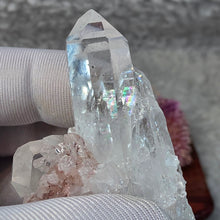 Load image into Gallery viewer, Pink Lemurian Quartz Cluster (Colombia) – 哥伦比亚粉红利莫里亚水晶簇