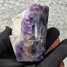 Load image into Gallery viewer, Amethyst “Groot” Display – 紫水晶格鲁特摆件