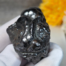 Load image into Gallery viewer, Botryoidal Hematite Specimen Display (Morocco) – 摩洛哥葡萄状赤铁矿标本摆件