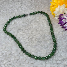 Load image into Gallery viewer, Green Nephrite Necklace – 和田碧玉项链
