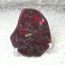 Load image into Gallery viewer, Rhodolite Garnet Slice – Passion & Vitality Display