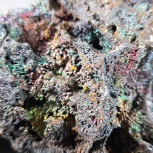 Load image into Gallery viewer, Iridescent Goethite (Leklai) Display – 彩虹针铁矿(力泥)摆件