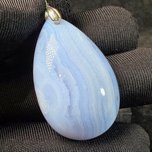 Load image into Gallery viewer, Blue Lace Agate Pendant – 蓝纹玛瑙吊坠