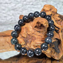 Load image into Gallery viewer, Black Wuji Jadeite Bracelet (Myanmar) – 缅甸乌鸡种翡翠手链