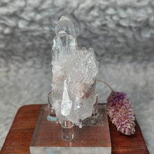Load image into Gallery viewer, Pink Lemurian Quartz Cluster (Colombia) – 哥伦比亚粉红利莫里亚水晶簇