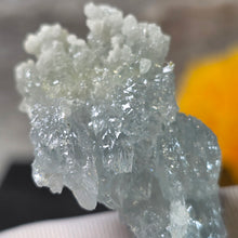 Load image into Gallery viewer, Zincite Specimen (Poland) – 波兰天然锌矿标本