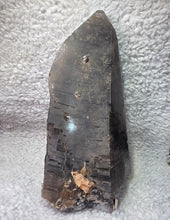 Load image into Gallery viewer, 8.74kg Cathedral Smoky Quartz Pointer (Brazil) – 巴西教堂形烟晶指针标本