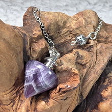 Load image into Gallery viewer, Crystal Pendulum (Fat Shaped) – 水晶胖型灵摆