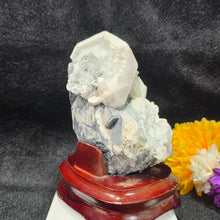 Load image into Gallery viewer, Calcite Display – Hunan, China | 湖南方解石矿物摆件