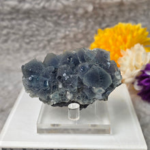 Load image into Gallery viewer, Blue-Green Fluorite with Sphalerite, Arsenopyrite & Quartz (Inner Mongolia) – 内蒙古天然蓝绿色萤石闪锌矿毒砂石英共生矿物标本