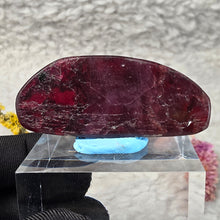 Load image into Gallery viewer, Rhodolite Garnet Slice – Vitality & Heart Energy