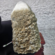 Load image into Gallery viewer, Quartz with Calcite from Inner Mongolia – Clarity & Gentle Energy Flow