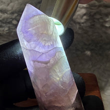 Load image into Gallery viewer, Fluorite Pointer – 萤石水晶柱