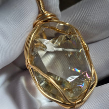 Load image into Gallery viewer, Citrine Azeztulite Wire Wrapped Pendant – 黄阿赛斯特莱绕线吊坠