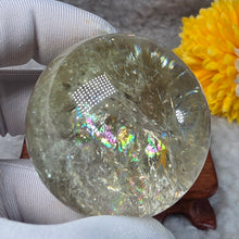 Load image into Gallery viewer, Citrine Sphere – 黄水晶圆球摆件