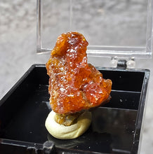 Load image into Gallery viewer, Natural Zincite Crystal – Poland (Collector Specimen)