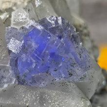 Load image into Gallery viewer, Fluorite on Quartz with Arsenopyrite & Dolomite Specimen (Yaogangxian Mine, Hunan, China) – 湖南瑶岗仙矿萤石共生石英毒砂方解石白云石矿物标本