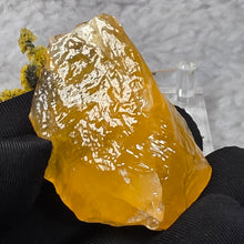 Load image into Gallery viewer, Raw Orange Calcite – Vitality, Creativity & Positive Energy