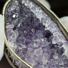 Load image into Gallery viewer, Amethyst with Agate Wire Wrapped Pendant – 紫水晶与玛瑙绕线吊坠