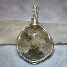 Load image into Gallery viewer, Rare Himalayan Rutiles & Green Phantom Quartz with Micro-Enhydro Wire Wrapped Pendant – 喜马拉雅发晶+绿幽灵+微型水胆水晶绕线吊坠