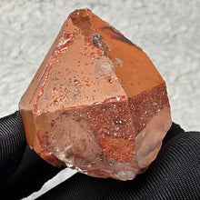 Load image into Gallery viewer, Red Quartz / Fire Quartz (Colombia)