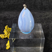 Load image into Gallery viewer, Blue Lace Agate Pendant – 蓝纹玛瑙吊坠