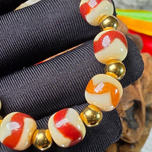 Load image into Gallery viewer, Tibetan Tiger Tooth Red & White Agate Dzi Bracelet – 西藏虎牙红白玛瑙天珠手链