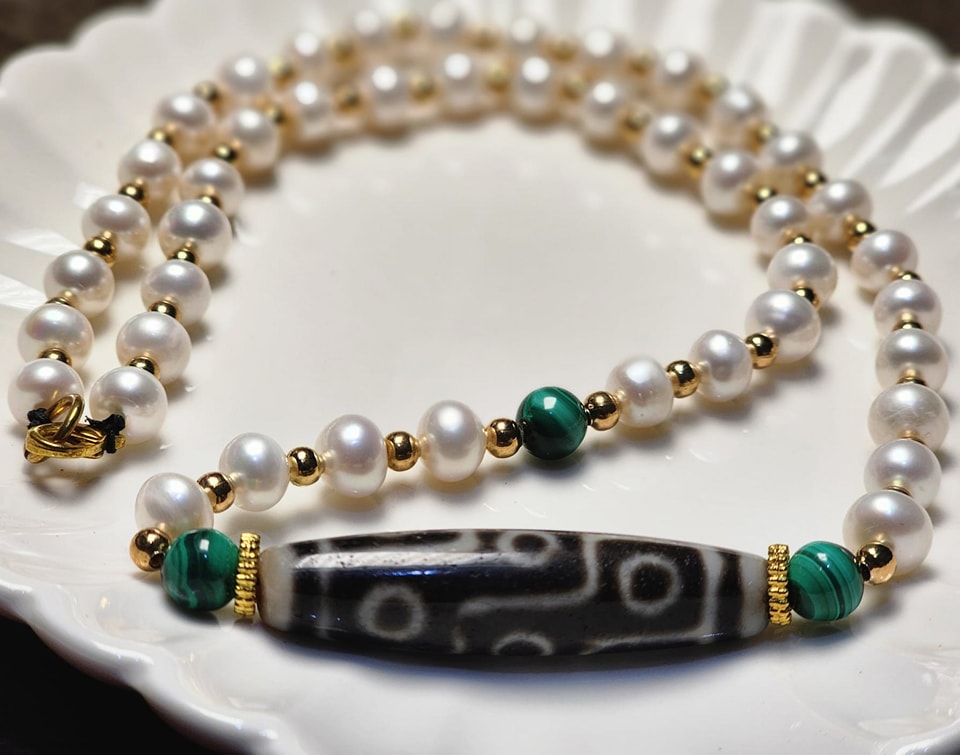 Dzi Beads 天珠 – Living Gems SG