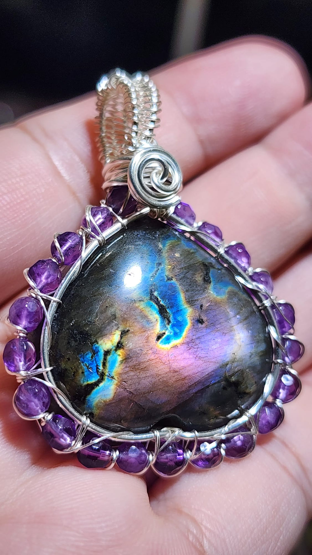 🔮✨ In-House Wire-Wrapped Labradorite (Spectrolite) with Faceted Amethyst Beads Pendant