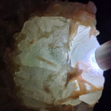 Load image into Gallery viewer, Jumbo Green Apophyllite with Stilbite Mineral Specimen (Maharashtra, India) – 印度马哈拉施特拉邦大型绿色鱼眼石共生辉沸石天然矿物标本
