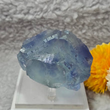 Load image into Gallery viewer, Blue-Greenish Cubic Fluorite Mineral Specimen (Yaogangxian Mine, Hunan, China) – 中国湖南瑶岗仙矿蓝绿色立方萤石矿物标本
