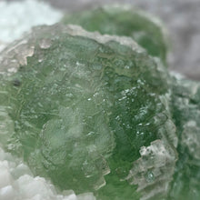 Load image into Gallery viewer, Green Fluorite on Milky Quartz Mineral Specimen (Xianghualing, Hunan, China) – 中国湖南香花岭绿色萤石共生乳白石英天然矿物标本
