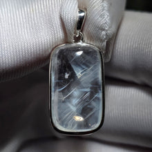 Load image into Gallery viewer, Blue Needle Quartz Pendant – 天然蓝针水晶吊坠
